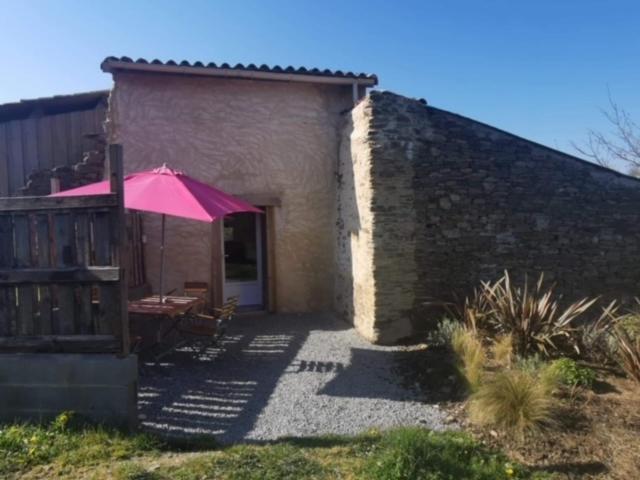 Gite Mimosa Saint-Florent-des-Bois Экстерьер фото